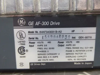 GE 6VAF343001B-A2 Variable Frequency Drive 1 HP 460V AF-300 Cracked Used