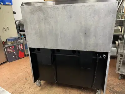 Used Comstock Castle Used 48" Comstock-Castle F3218 Gas Range with 8 Burners 2 Ovens 264000 BTU Commercial Ranges Illinois US | Falcon Restaurant Supply #1375118