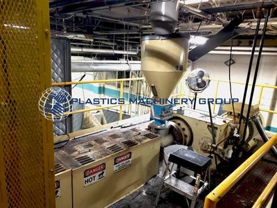 Graham Single 40 LB Blow Molder