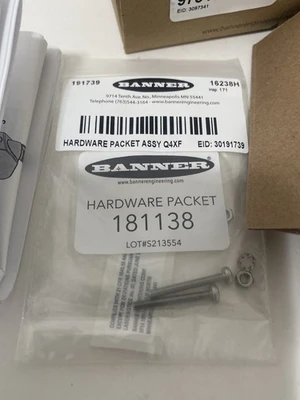 Neu BANNER ENGINEERING Q4XFKLAF310-Q8 Teil 97341 Robust Allzweck Foto Sensor