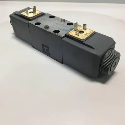 USED VICKERS DG4V-3-6C-M-U-HL7-60