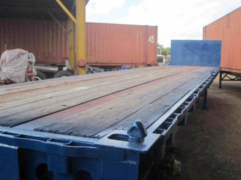 Used GREAT DANE 40′ COMBO FLATBED W/TWIST-LOCKS Flatbed Trailers Florida US | USA Transequipment #1542513