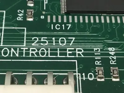 USED DOMINO 25107