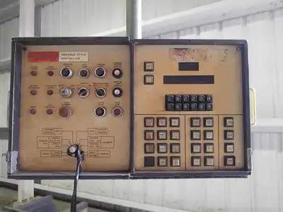 USED CINCINNATI MILACRON 650-20 PL