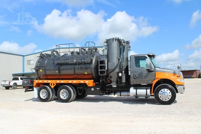 Used 2020 INTERNATIONAL MV Septic/Sewer/Vacuum Trucks Texas US | Roll Off Truck World #1491776