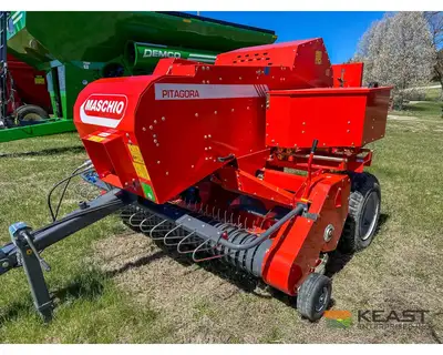 Used MASCHIO _UNKNOWN_ Square Balers Iowa US | Keast Enterprises #1360369