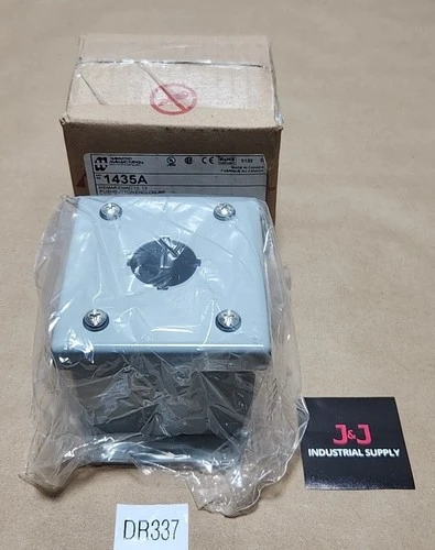 NEW Hammond 1435A