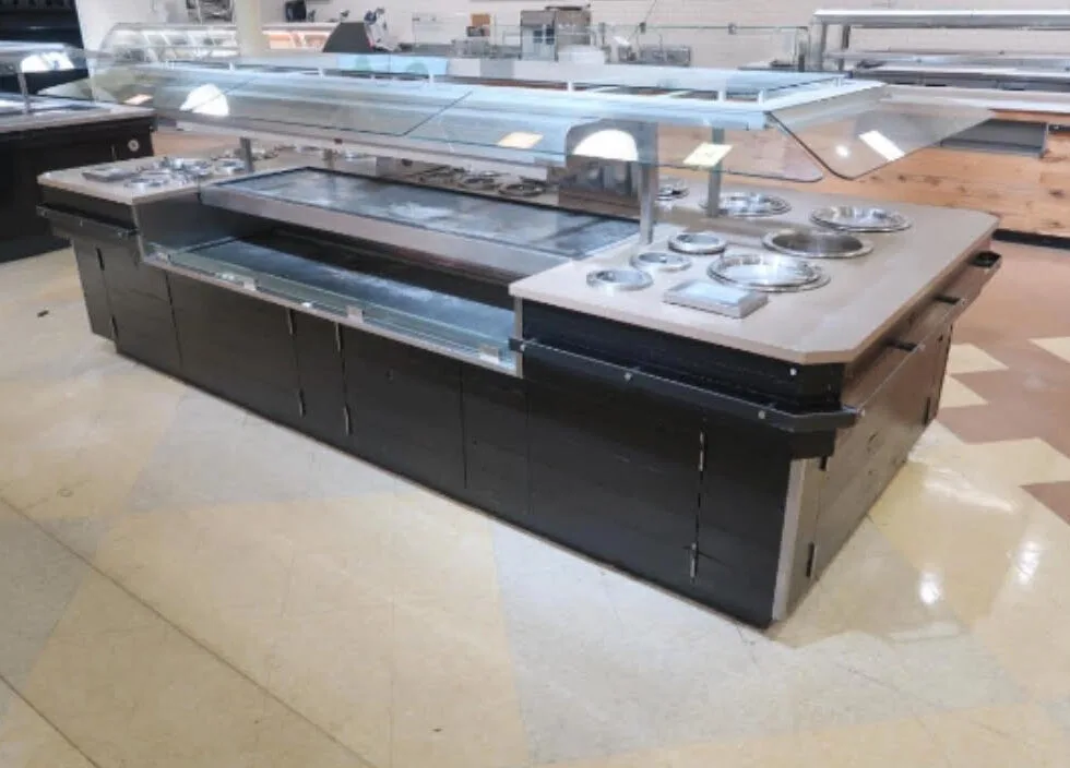 12′ Hot Food Bar – 12 Soup Wells & 2 Heated Shelves
