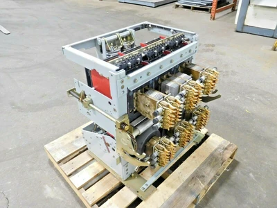 Used GE AKR-7F-100 Circuit Breakers Ohio US | Equipment Recovery Corp. #1329735