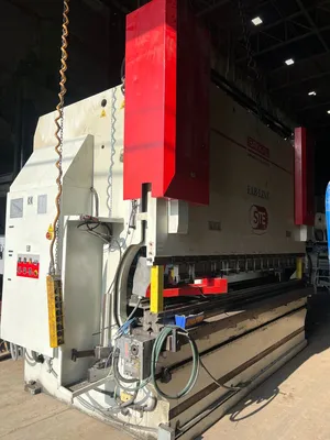 2011 BAYKAL APHS 4116 x 440 Press Brake | Universal Press & Machinery (UPM) (3)