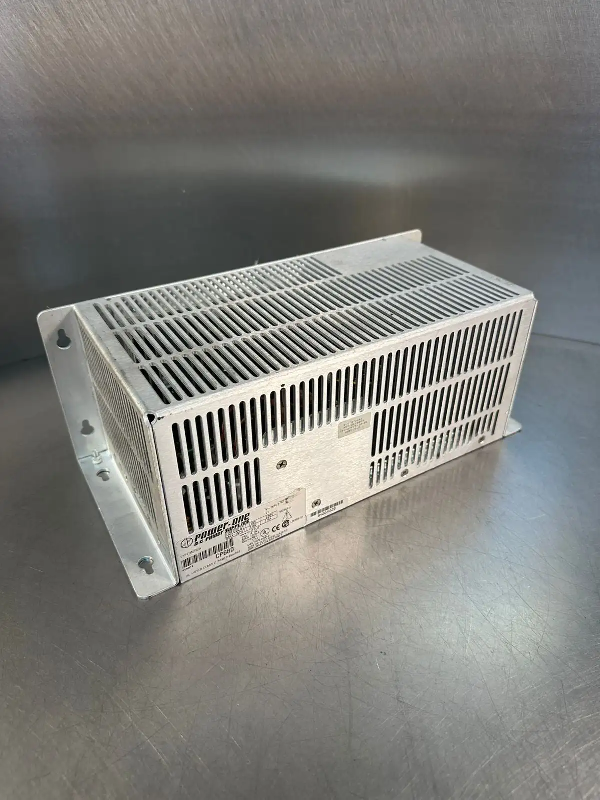 Power-One CP680 Power Supply 50/60Hz 115V/230V 3.0A / 1.5A (5.6.5)