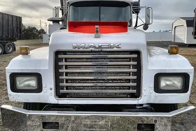 Used 1997 MACK RD688S Garbage trucks Virginia US | Proxy Equipment #1382885