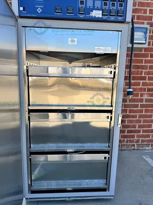Used ENVIRONMENTAL SPECIALTIES ES2000 CDML PHOTOSTABILITY CHAMBER/UV 4-40C Stability Chambers California US | Equipment Lab #1329848