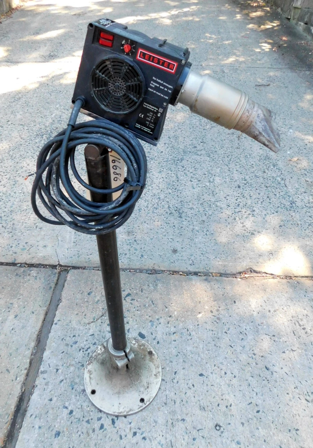 USED LEISTER HOT WIND BLOWER CH-6060 SARNEN