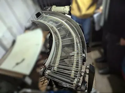 90° Wire Conveyor
