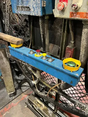 1940 NATIONAL 2000 Maxipres Forging Press | Universal Press & Machinery (UPM) (10)