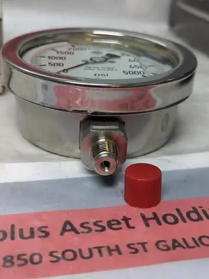 New | in-Stock MCDANIEL CONTROLS AB-21121 Universal Pressure Meters Ohio US | Surplus Asset Holdings #1243705