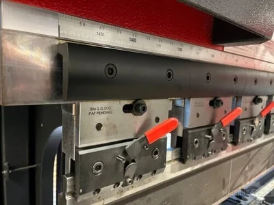 USED 2007 AMADA HFE 100-3L + ASTRO 50Y