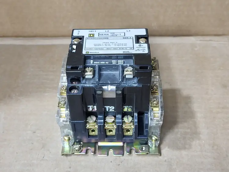 Used SQUARE D 8536SCO3H308S Switchgears British Columbia CA | Lenmark #835588