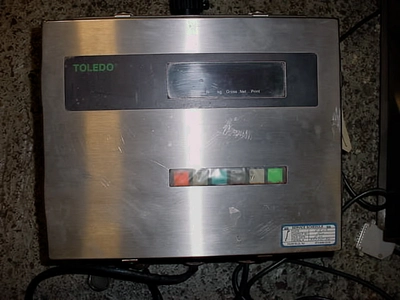 USED TOLEDO BENCH TOP PLATFORM SCALE PLATFORM SCALE