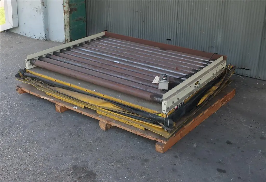 SPC8715  Material Handling Equipment scissor lift table, 2000 lbs. Southworth 63" w x 48" l roller conveyor platform