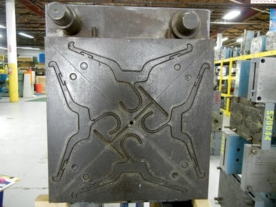 Hanger 12"
