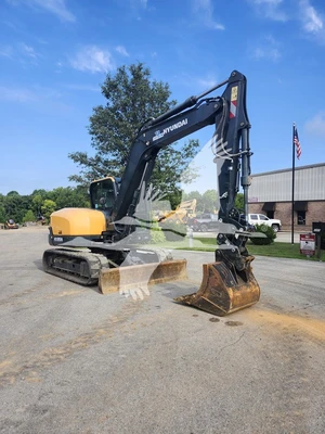USED 2023 HYUNDAI HX85A
