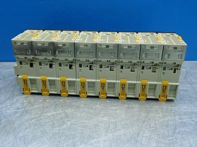 USED OMRON CJ1WOD211