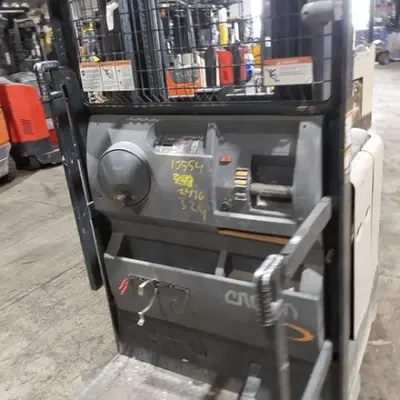 USED 2016 CROWN SP3510-30