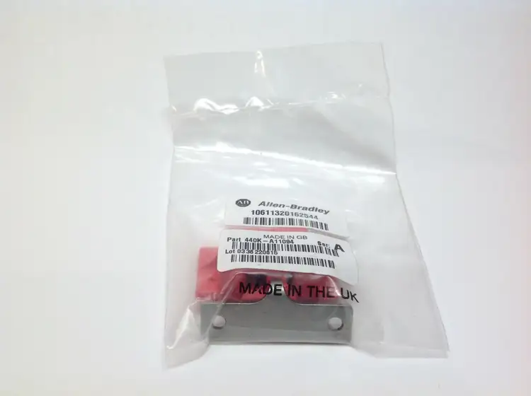 New | in-Stock Allen-Bradley Guardmaster Catch and Retainer Kit Switch Parts Michigan US | Maverick Industrial Sales #1396135