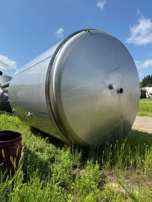 2010 MUELLER 8,300 GALLON Резервуар з нержавіючої сталі | Perry Equipment (3)