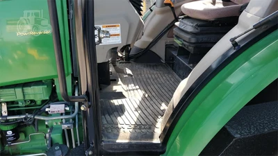USED 2014 JOHN DEERE 6105D