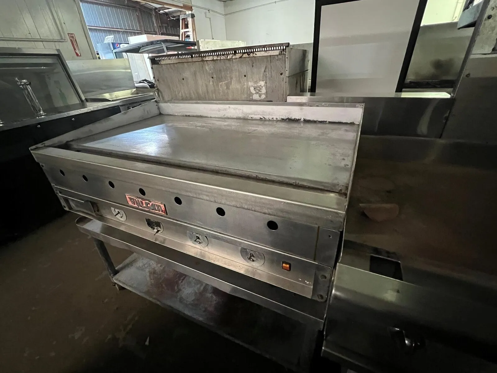 75-0303 Vulcan 48'' Heavy Duty Gas Griddle 948A