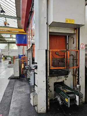 USED 2002 SCHULER GMO 2-400-3200-66/203