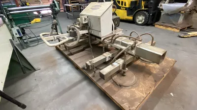 Used _UNKNOWN_ _UNKNOWN_ Vacuum Lifts, Sheet Metal Lifters British Columbia CA | Coast Machinery Group #1301586