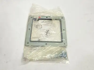 New | in-Stock Hoffman Sealing Plate 90-Degree Angle Lay-in HC 6.00 x 6.00" Gray 18710 Electrical Boxes Michigan US | Maverick Industrial Sales #1402300
