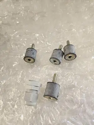 RUBBER BUFFER 044497