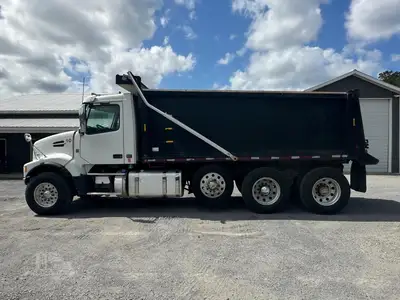Used 2017 VOLVO VHD84F200 Dump trucks South Carolina US | Palmetto Machinery #1427259