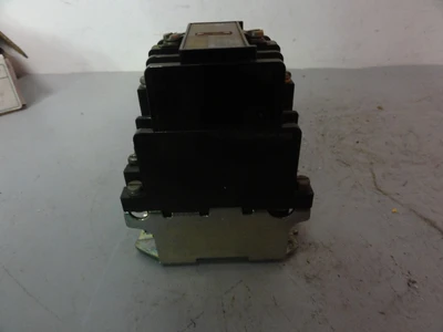 USED ALLEN BRADLEY 700-N800A1