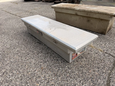 Used TRUCK TOOL BOX _UNKNOWN_ Tool Box Michigan US | Miedema Asset Management Group #1414309