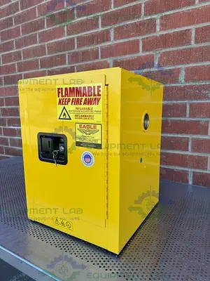USED EAGLE 1903X 4 GALLON FLAMMABLE LIQUID STORAGE CABINET W/ SOFT CLOSE DOOR, KEY