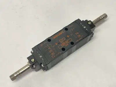 AE-1003 | Univer  Pneumatic Solenoid Valve - Used