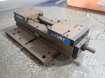 USED KURT SCD600