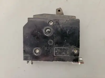 15 Amp, 1 Pole, 120/240 volts Circuit Breaker