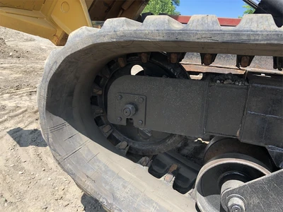 Used 2014 MOROOKA MST2200VD Crawler Carriers & Dumpers New York US | Abele Tractor #1343119