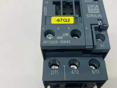 USED SIEMENS SIRIUS POWER CONTACTOR 3-POLE AC-3E/AC-3, 17A 7.5 KW 400V