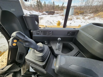 New | in-Stock 2023 CATERPILLAR D6 Crawler Dozers | Abele Tractor #1342947