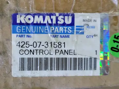 NEW KOMATSU 425-07-31581