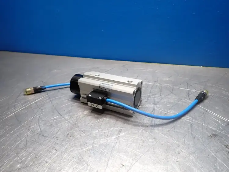New | in-Stock SMC RSDQB40DKS315635 Cylinders | HGR 24 #731642