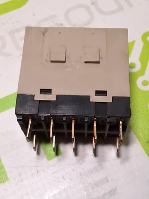 OMRON G7J-4A-T POWER RELAY